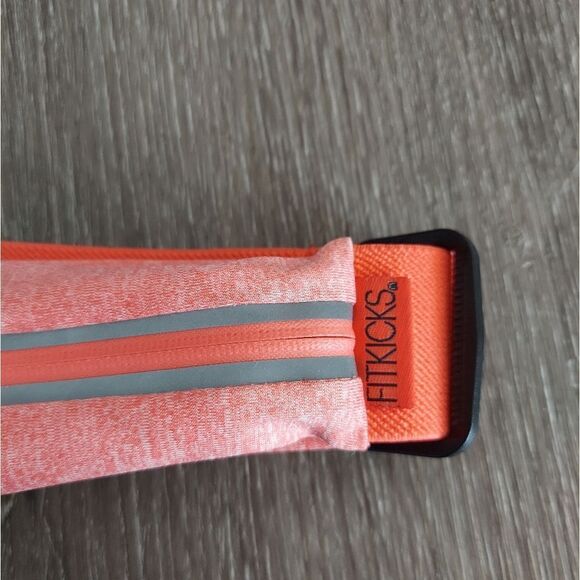 Fitkicks FITZIP Live Well Active Lifestyle Waist Pack Fanny Pack - Picture 2 of 5